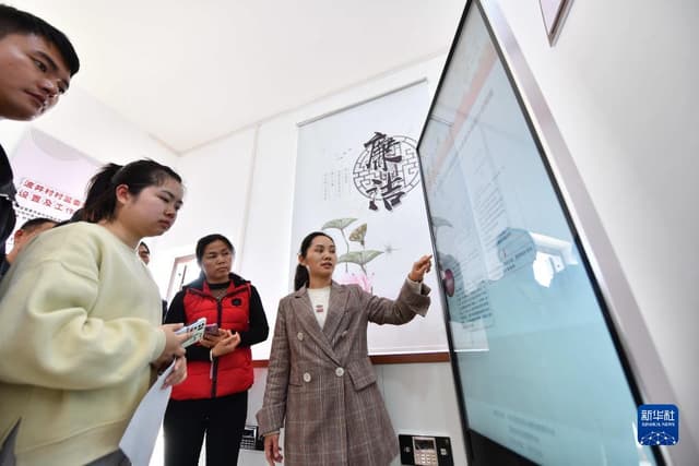 广西鹿寨:“廉情驿站”打通基层监督“毛细血管”