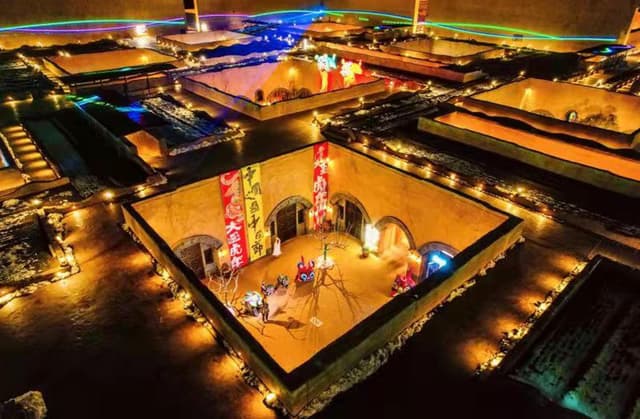 河南郑州:虎年寻年味 元宵逛灯会