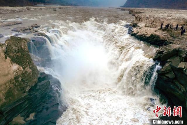 严禁偷窥大好河山?“围栏挡景”背后有哪些权益之争