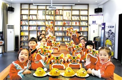 安徽淮北:“萌虎”迎新春 快乐过寒假