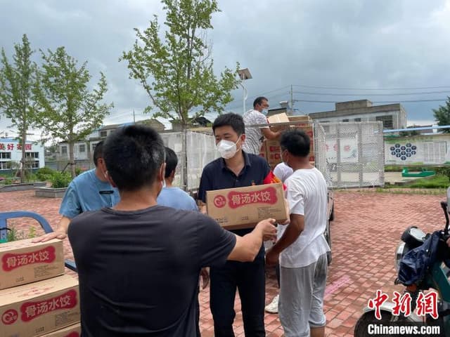 安徽泗县:驻村工作队长“逆行”奋战“疫线”