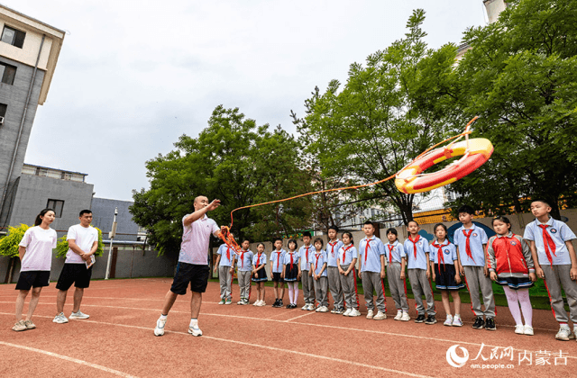 呼和浩特:暑期防溺水 安全记心间