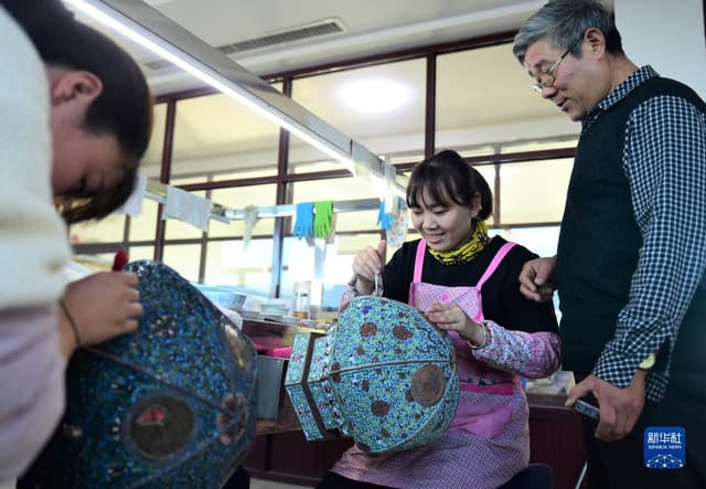 河北饶阳:景泰蓝技艺传承有新人