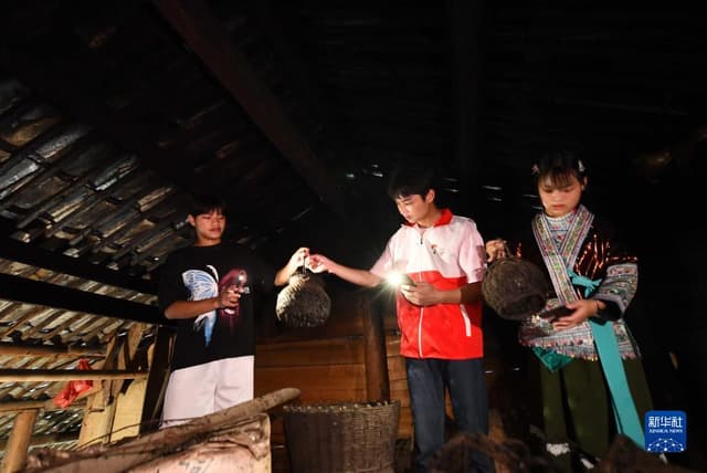 广西乌英苗寨:脱贫后的暑假生活