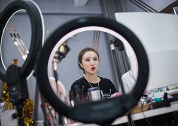 国家税务总局回应薇娅偷逃税被罚:促进社会公平正义