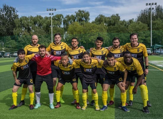 绿茵场上的文化碰撞和融合