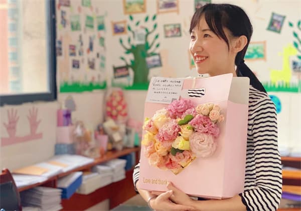 南明文明之窗 | 李思缘:支教11年!坚持用公益温暖“心房”