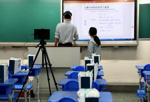 上海:演练复学防疫 准备校园重启