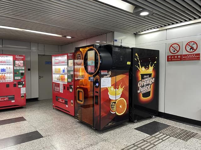 卧底天使之橙:“现榨橙汁”含剩果汁,卫生清洁漏洞多