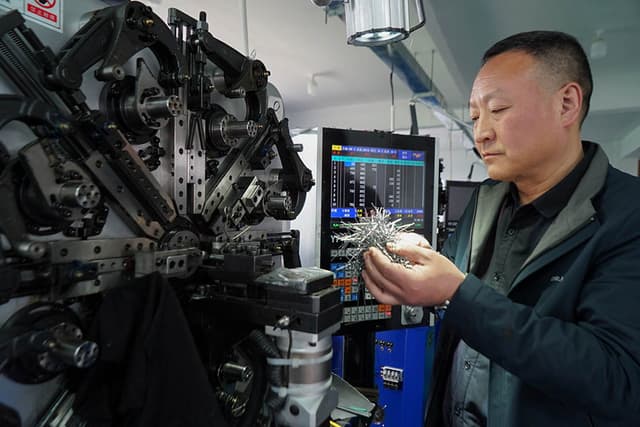 安徽五河:小鱼钩“钩”起大产业